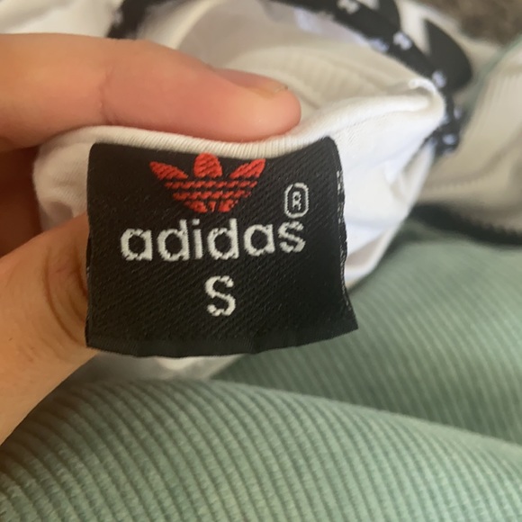 Green small jacket - Picture 2 of 2